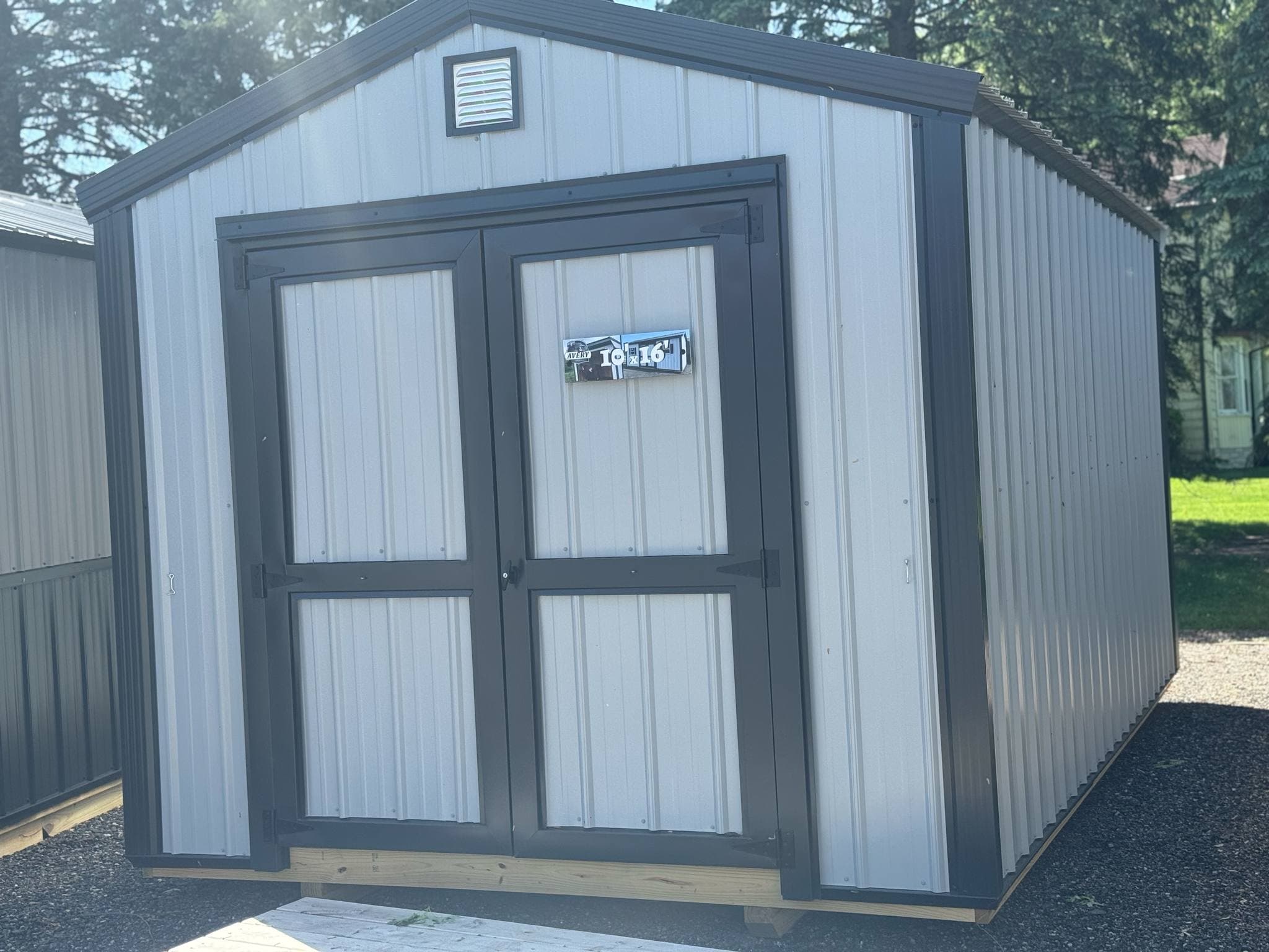#4190 - Utility Shed 10 x 16