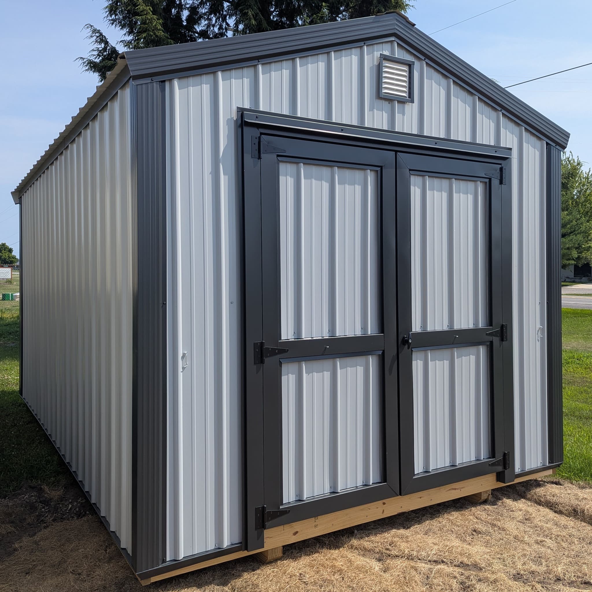 #4190 - Utility Shed 10 x 16
